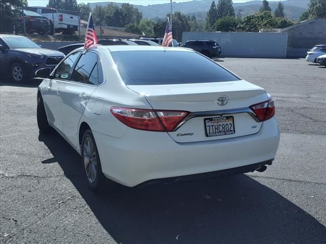 2016 Toyota Camry SE