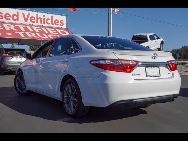 2016 Toyota Camry SE