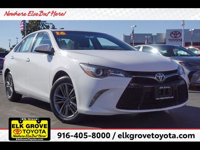 2016 Toyota Camry SE