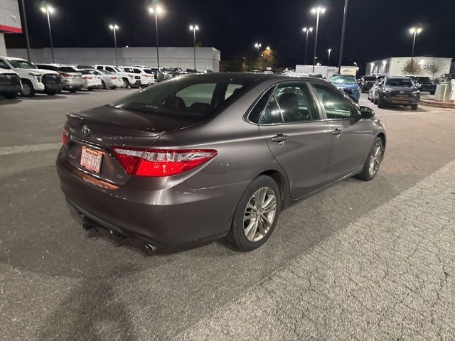 2016 Toyota Camry SE