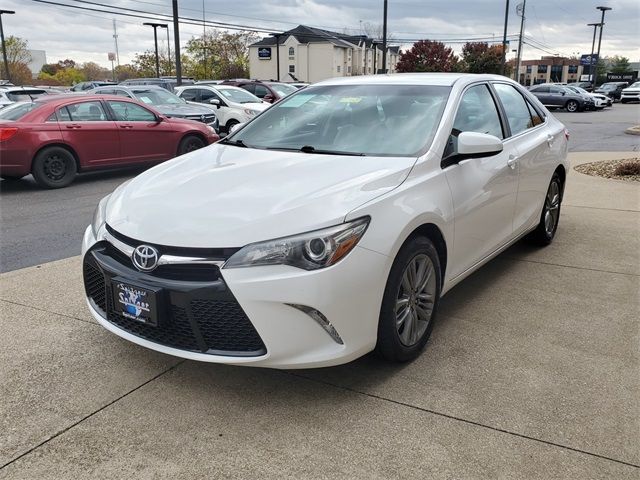 2016 Toyota Camry SE