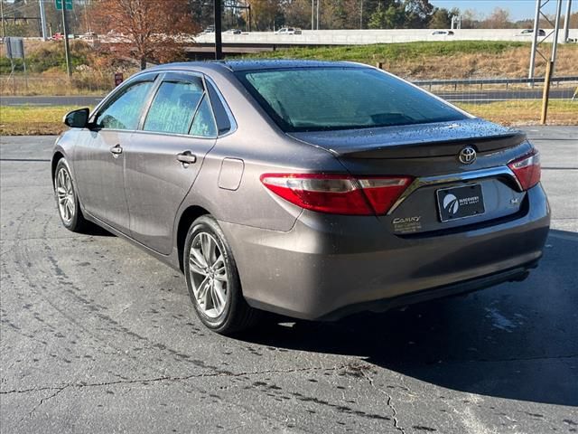 2016 Toyota Camry SE