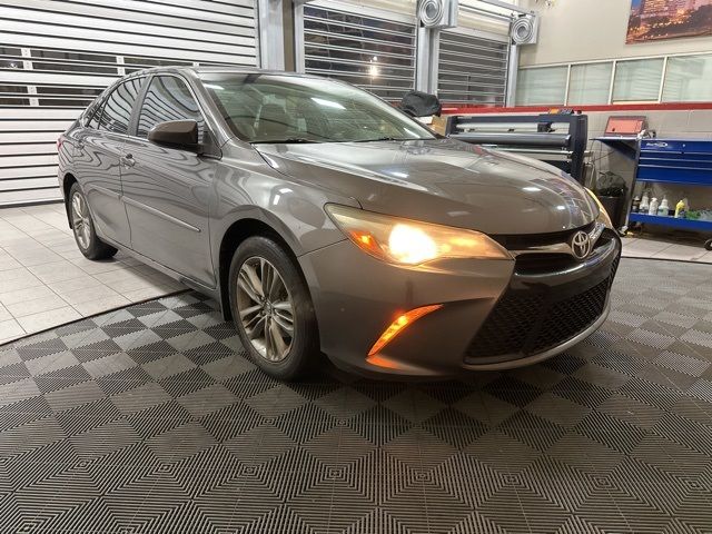 2016 Toyota Camry XLE