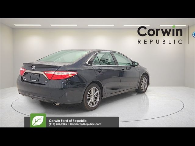 2016 Toyota Camry SE