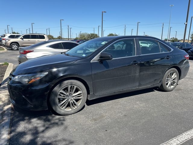 2016 Toyota Camry SE