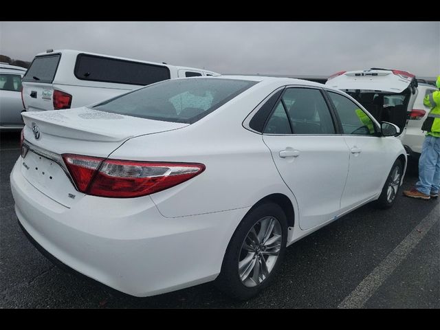 2016 Toyota Camry SE