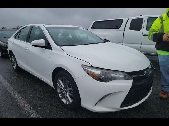 2016 Toyota Camry SE