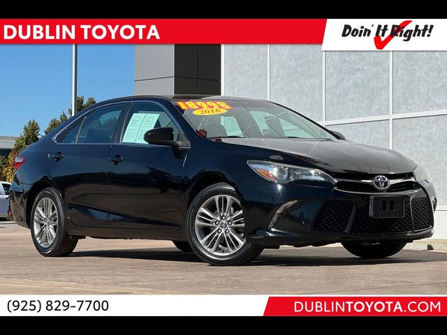 2016 Toyota Camry SE