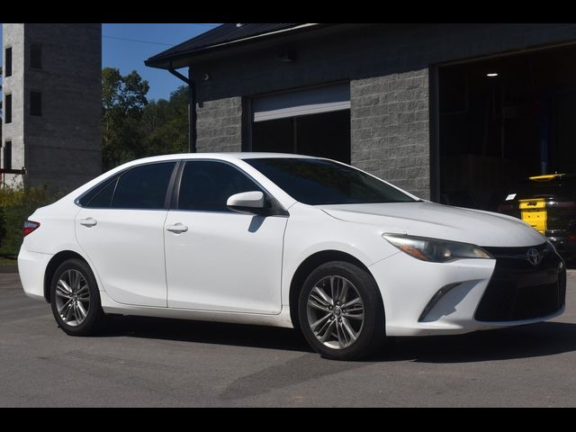 2016 Toyota Camry SE