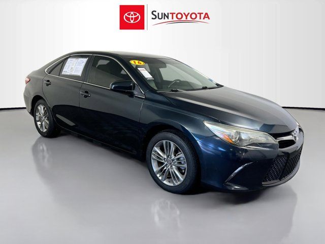 2016 Toyota Camry SE