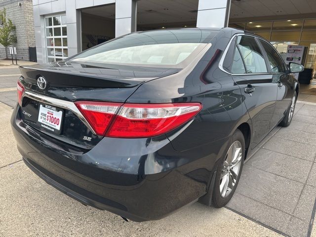 2016 Toyota Camry SE