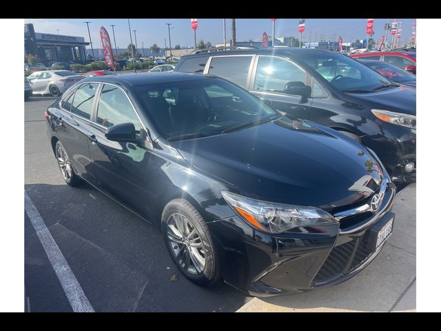2016 Toyota Camry SE