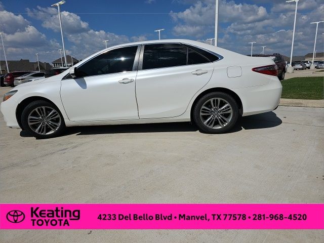 2016 Toyota Camry SE