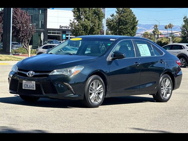 2016 Toyota Camry SE