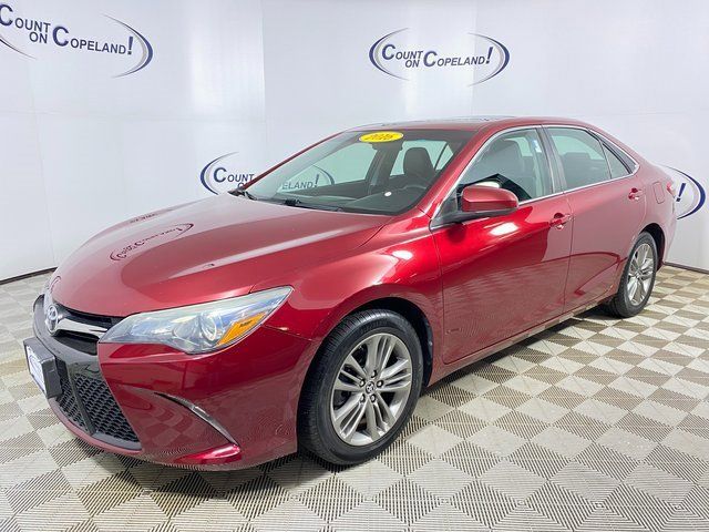 2016 Toyota Camry SE