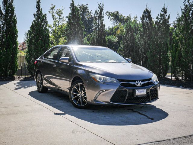 2016 Toyota Camry XSE