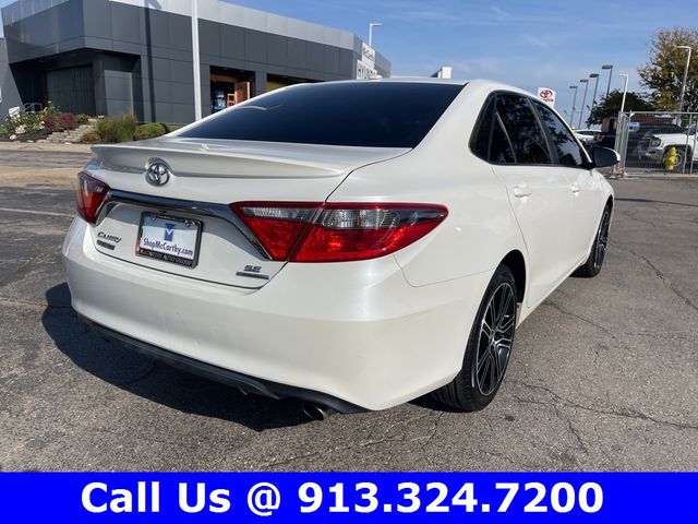 2016 Toyota Camry SE