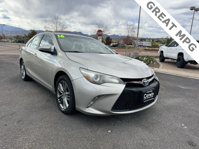 2016 Toyota Camry SE