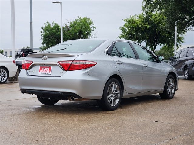 2016 Toyota Camry SE