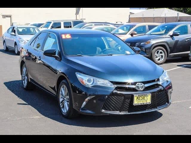 2016 Toyota Camry SE