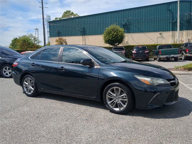 2016 Toyota Camry SE