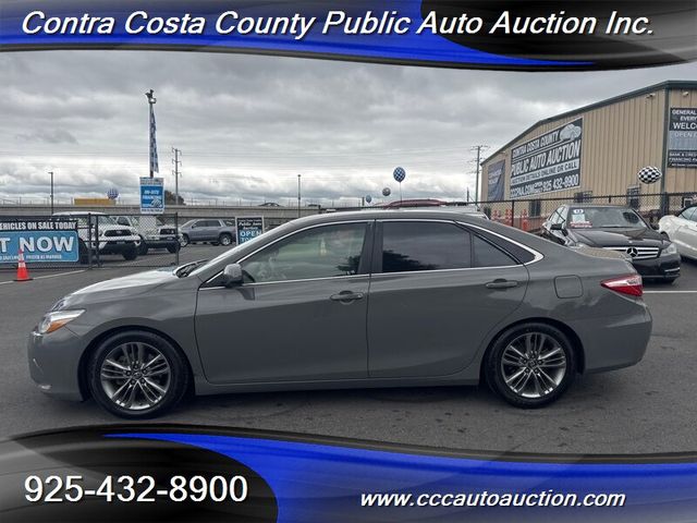 2016 Toyota Camry SE