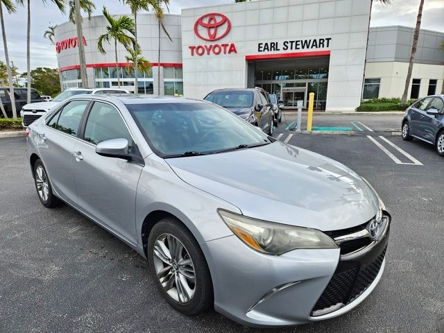 2016 Toyota Camry SE