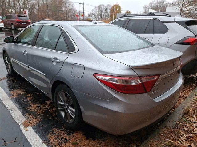 2016 Toyota Camry SE