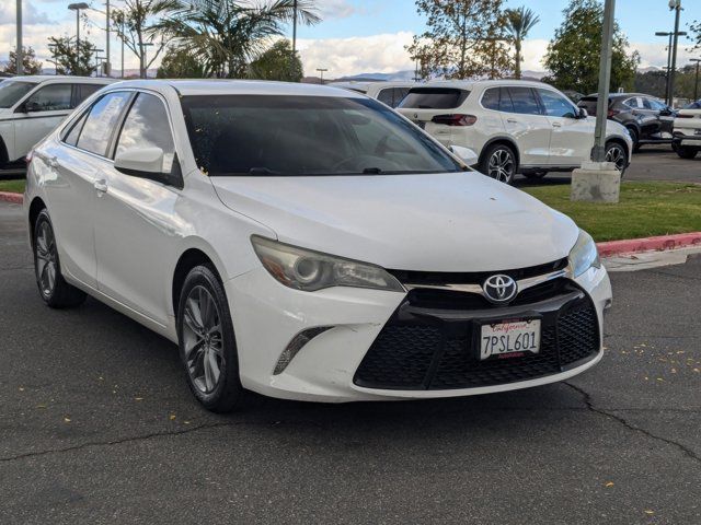 2016 Toyota Camry SE