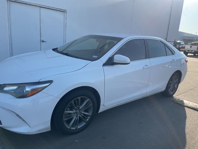 2016 Toyota Camry 