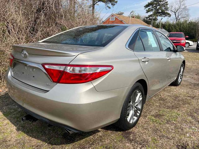 2016 Toyota Camry SE