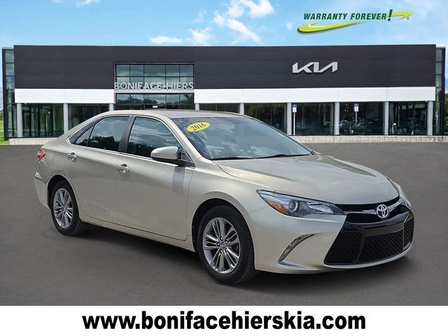 2016 Toyota Camry SE