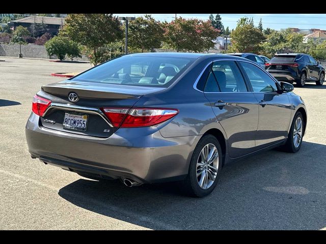 2016 Toyota Camry SE