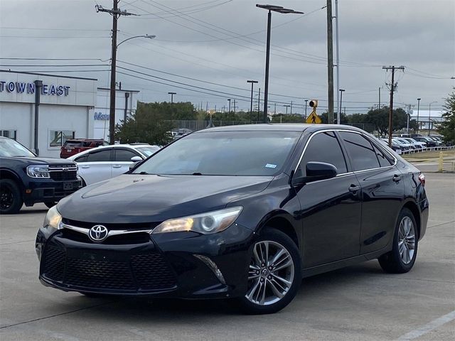 2016 Toyota Camry SE