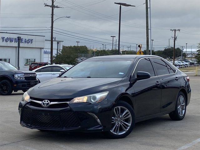 2016 Toyota Camry SE