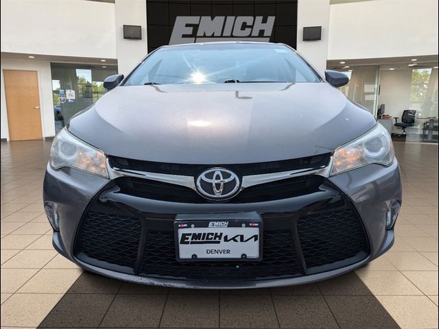 2016 Toyota Camry SE