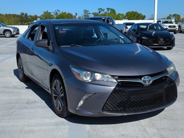 2016 Toyota Camry SE