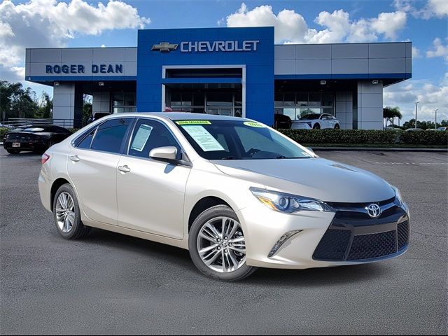 2016 Toyota Camry SE