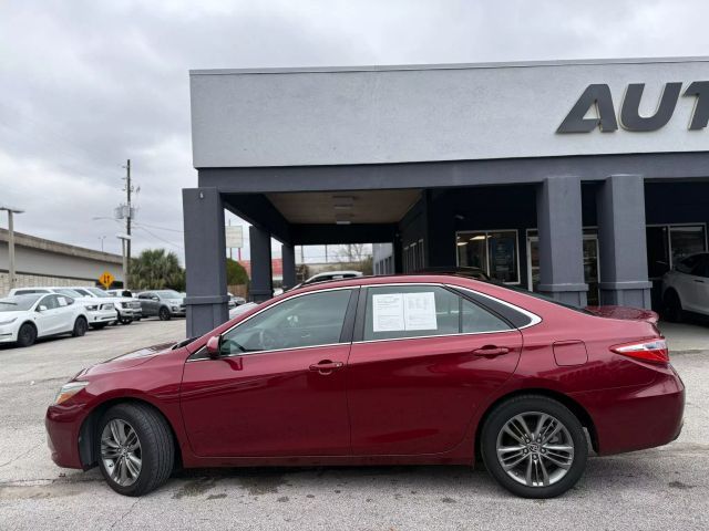 2016 Toyota Camry SE