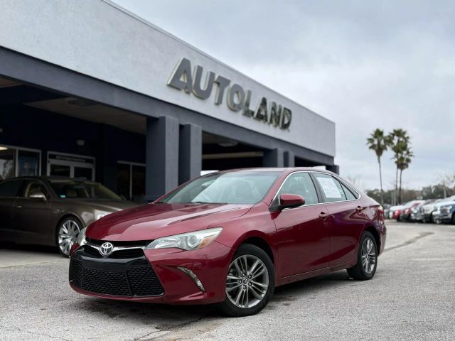 2016 Toyota Camry SE