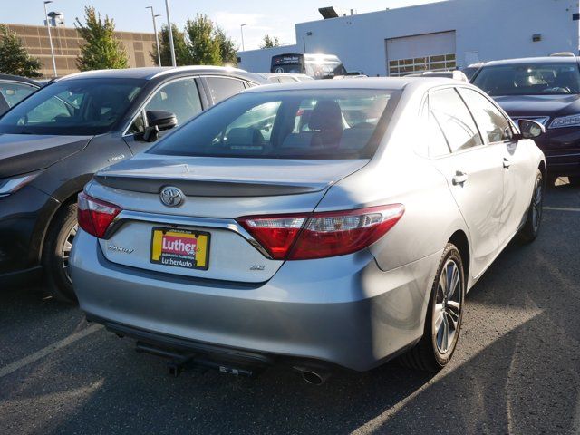 2016 Toyota Camry SE