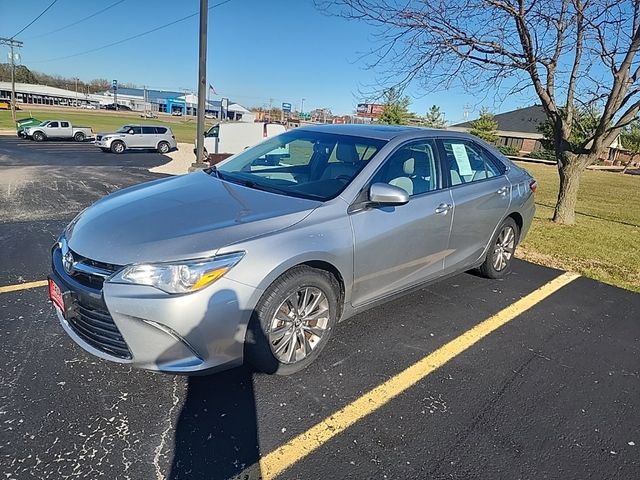 2016 Toyota Camry XLE