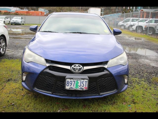 2016 Toyota Camry XLE