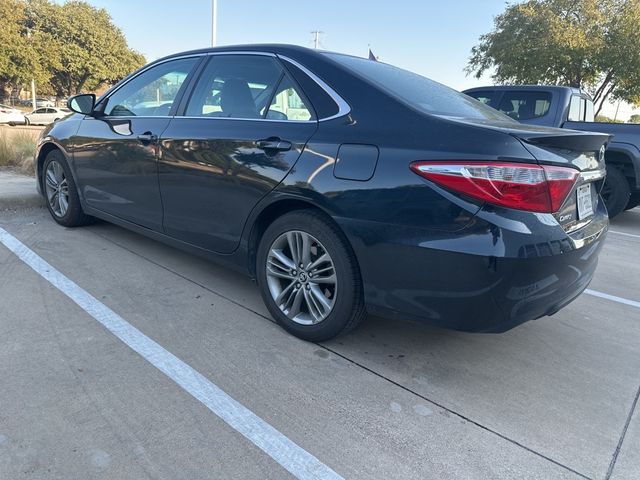 2016 Toyota Camry SE