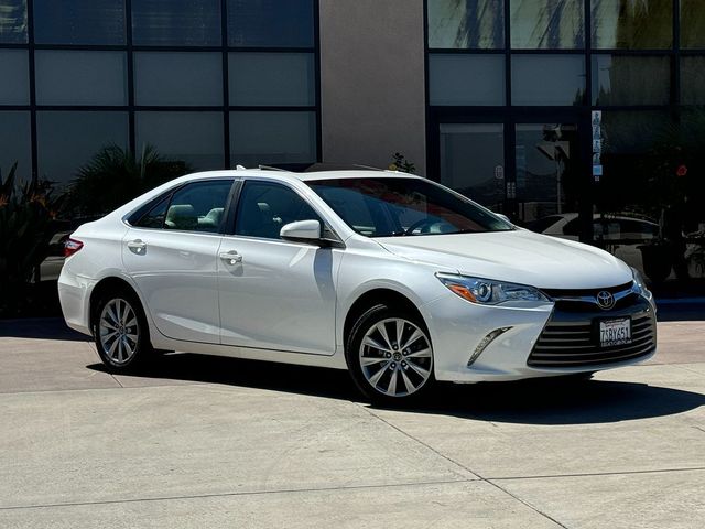 2016 Toyota Camry XLE