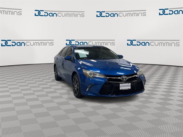 2016 Toyota Camry XLE