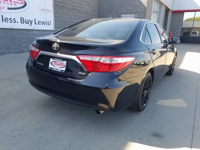 2016 Toyota Camry XLE