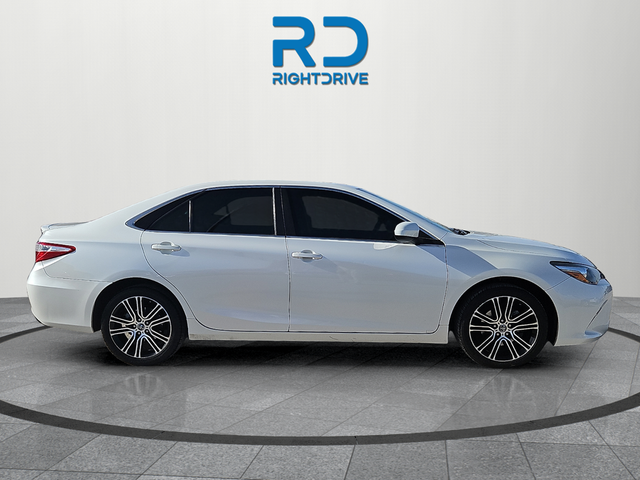 2016 Toyota Camry XLE