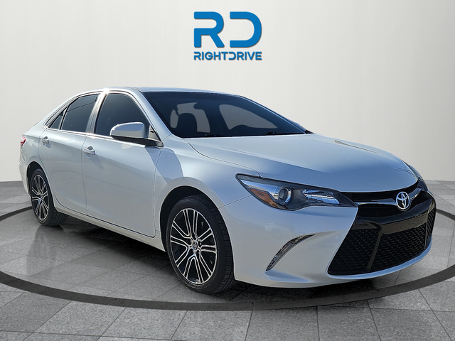 2016 Toyota Camry XLE