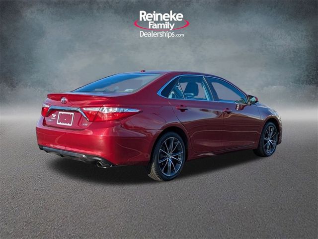 2016 Toyota Camry XLE